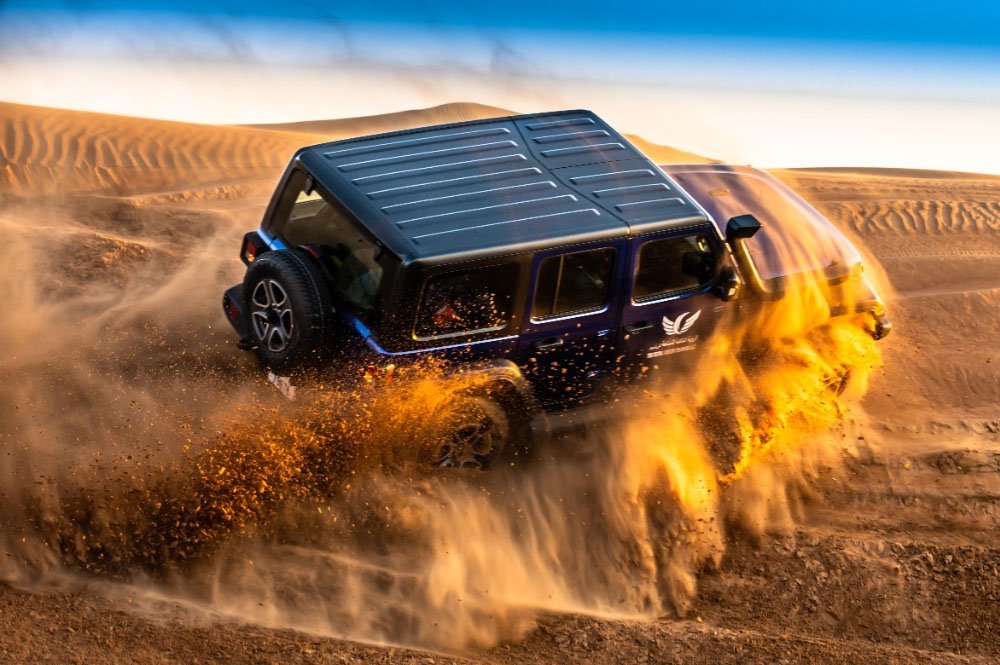 Experience the Jeep Safari in Dubai