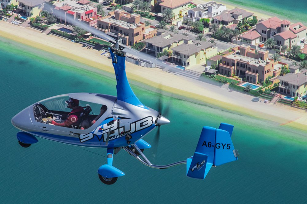 Fly over Dubai city with Gyrocopter Ride