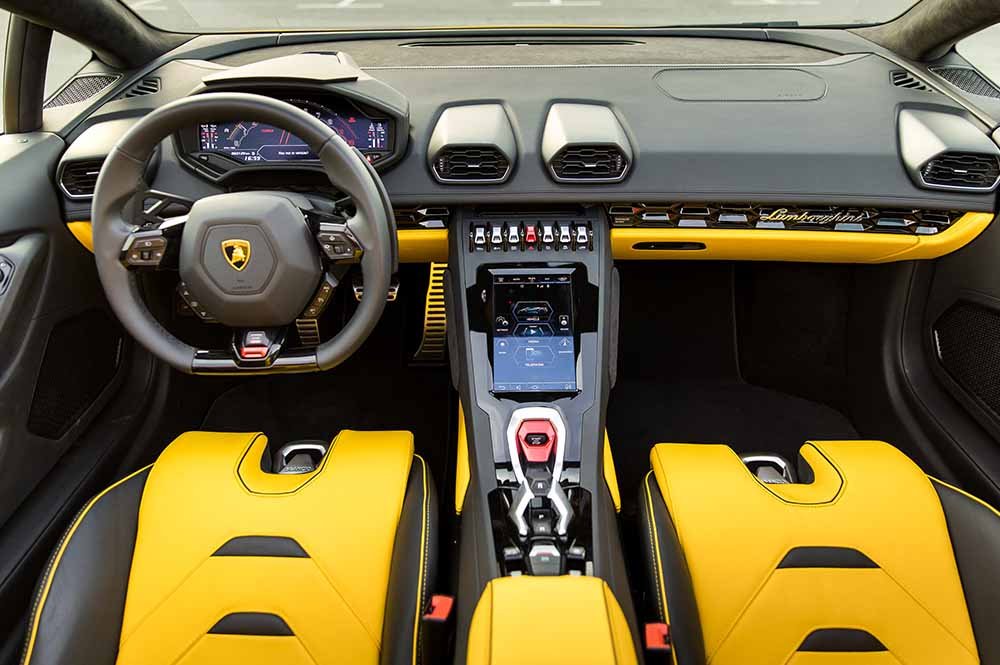 Lamborghini Huracán EVO Luxury Car