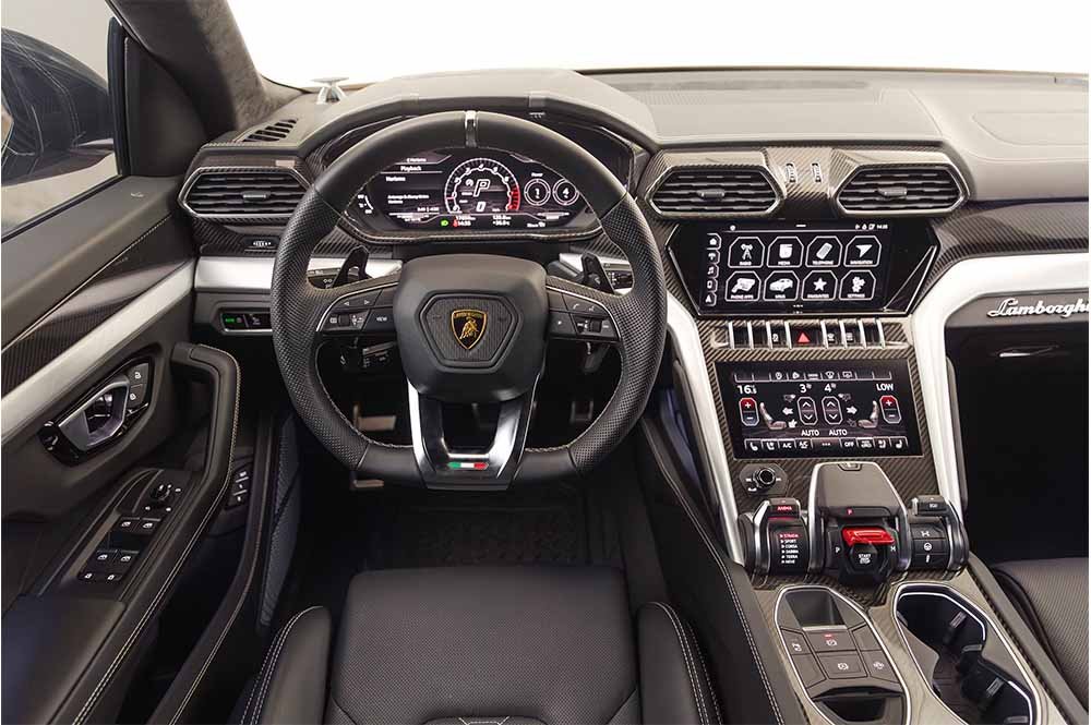 Lamborghini Urus Luxurious Interior