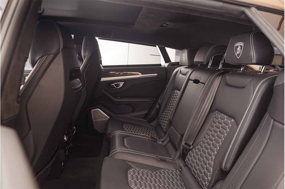Lamborghini Urus Luxurious Seat