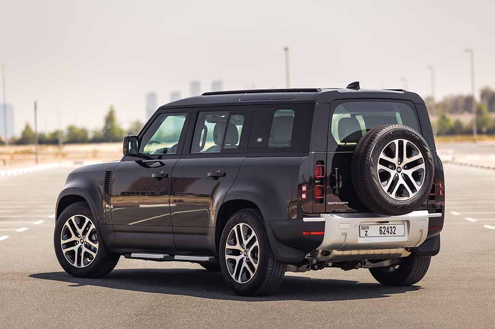 Land Rover Defender in Black Color